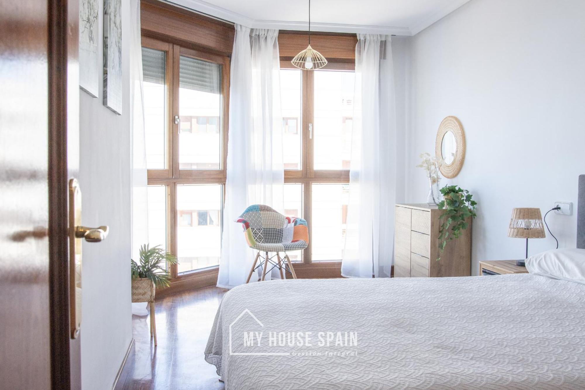 Myhousespain - Playa De Poniente, Con Vistas Al Mar Y Parking Gratuito Gijón Exterior foto